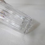 透き通ったフルーツの花瓶