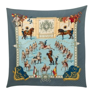 エルメス プリーツカレ Real Escuela Andaluza del Arte 王立アンダルシア馬術学校 スカーフ マルチカラー シルク レディース HERMES 【中古】