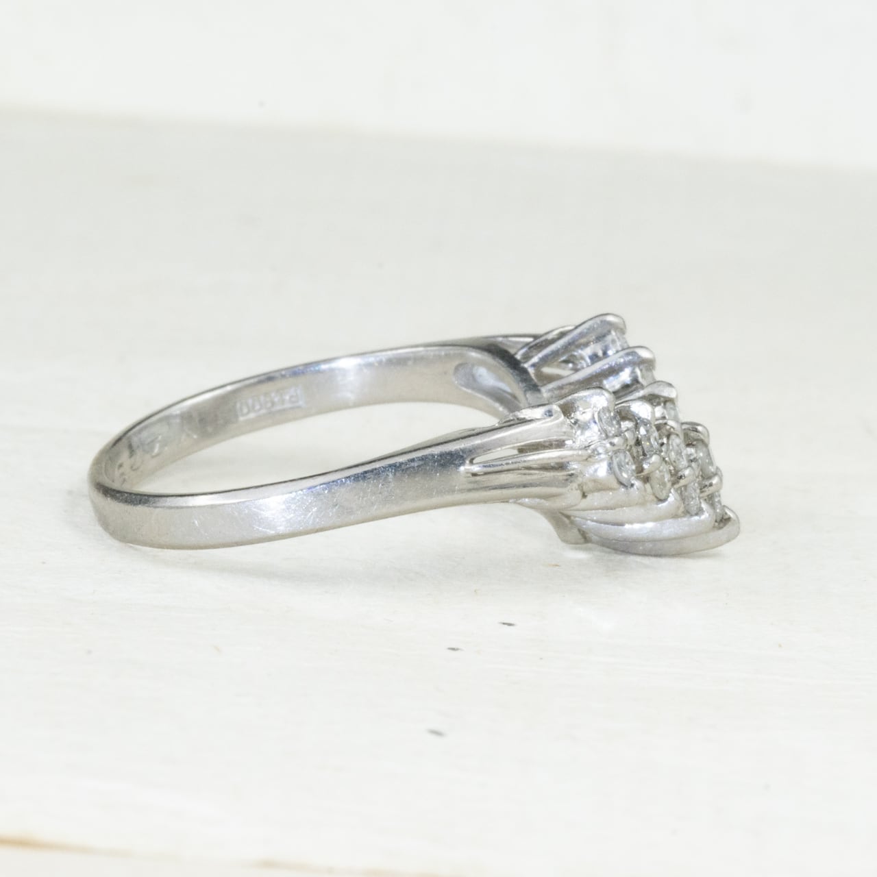 昭和ジュエリー ダイヤモンド リング Pt900 0.26ct ヴィンテージ 昭和 昭和ジュエリー ダイヤモンド リング Pt900 0.26ct ヴィンテージ 昭和