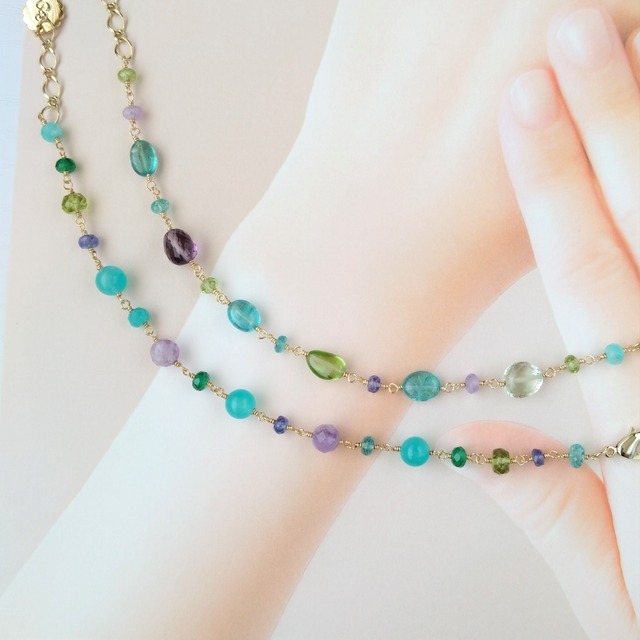 Multi color bracelet 056