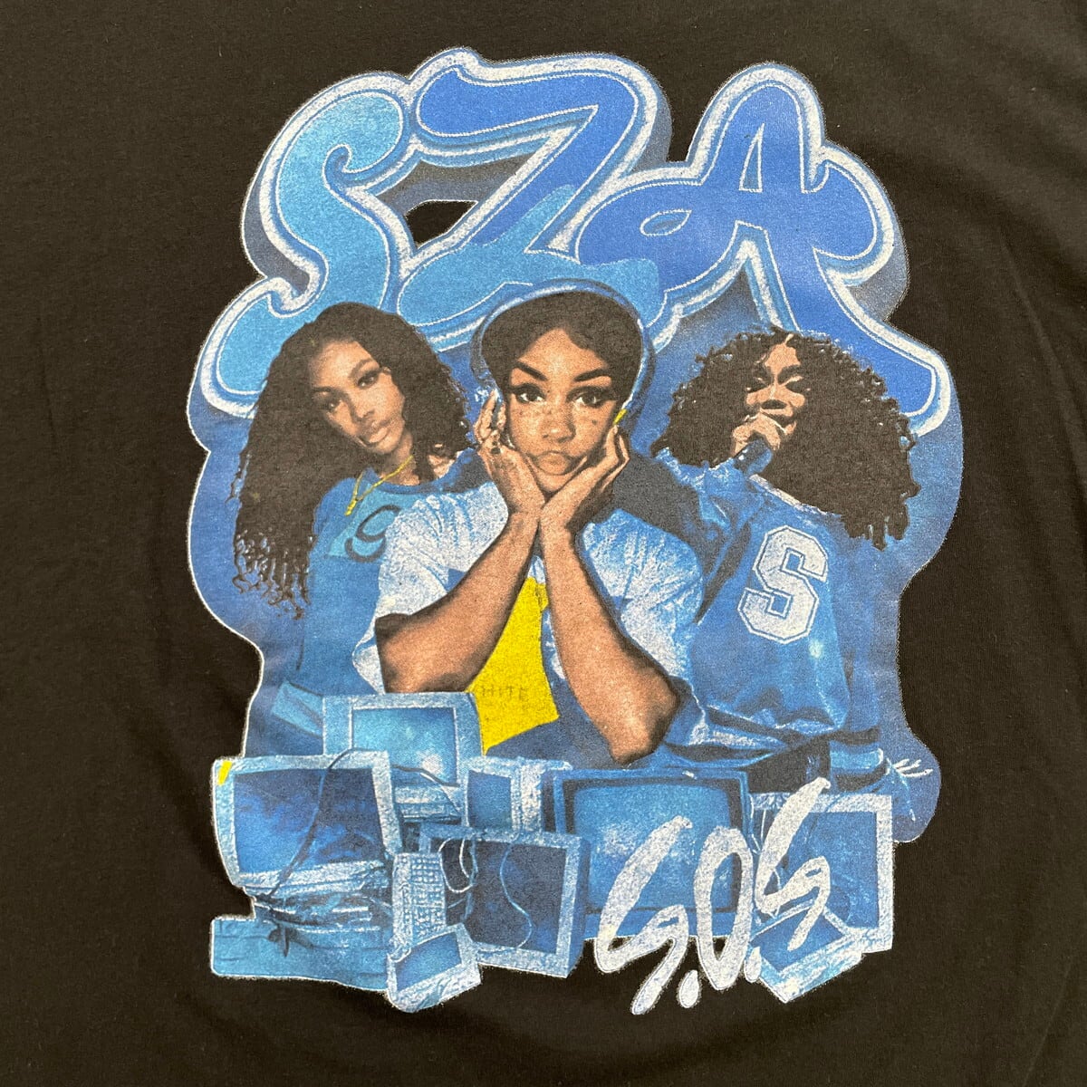 正規品 ash バンドTシャツ　Mサイズ シャーロット在籍時希少 古着 SZA シザ S.O.S 2023 ライブコンサートツアーTシャツ メンズXL 古着