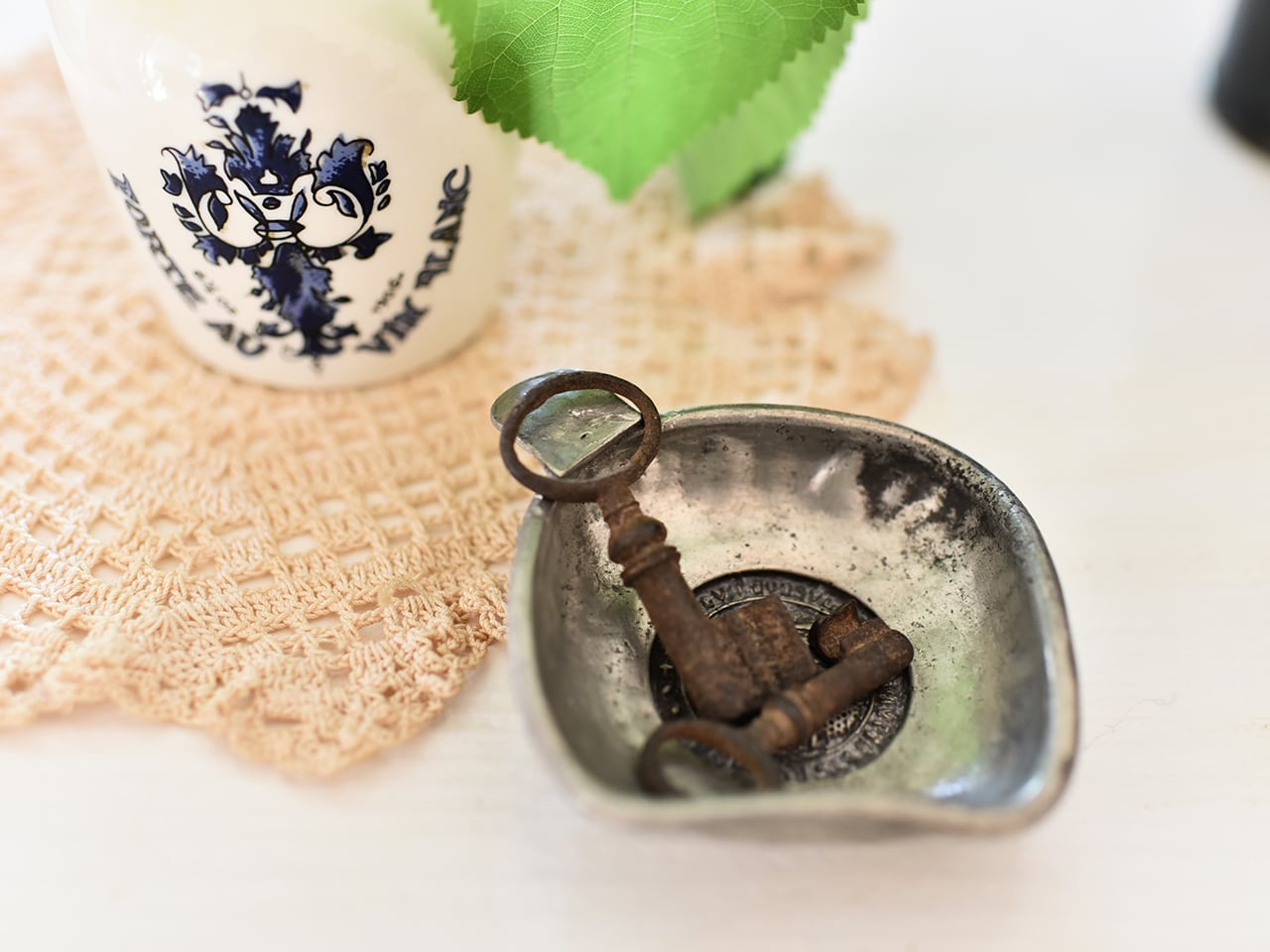 シックな雰囲気が素敵なスクエア型のワインテスター フレンチアンティーク