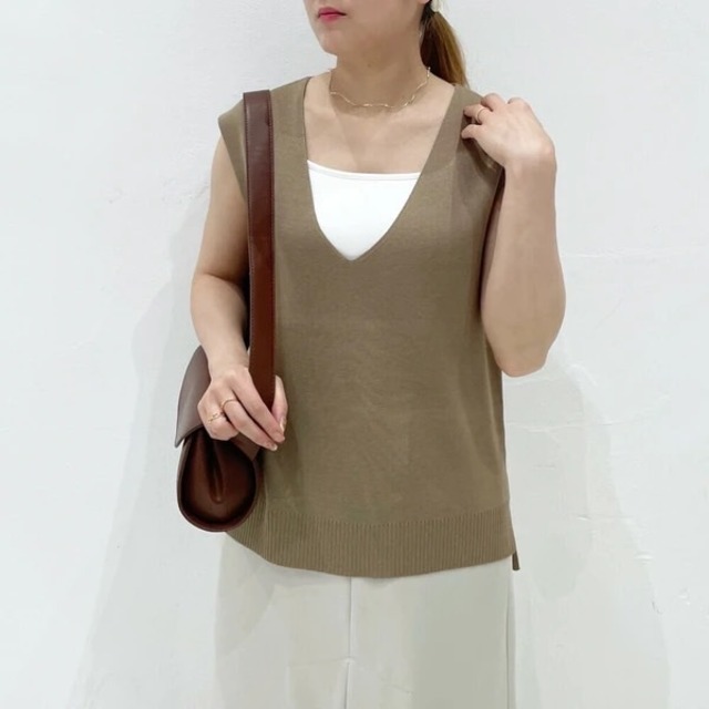 《取寄》ladies .. rayon poly V-neck vest