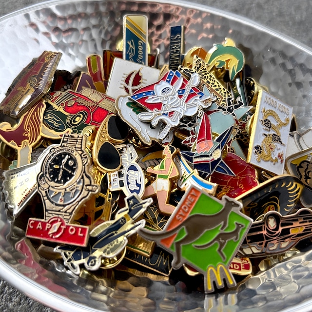50個  フランス雑貨 ヴィンテージ  ピンバッジ ピンズ France pins  Pin badge vintage 古着 通販 リメイク ブローチ  アタッチメント付属 雑貨 2604011-2605027-13