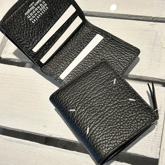 Maison Margiela【メゾン マルジェラ 】 FLIP FLAP WALLET. (SMALL