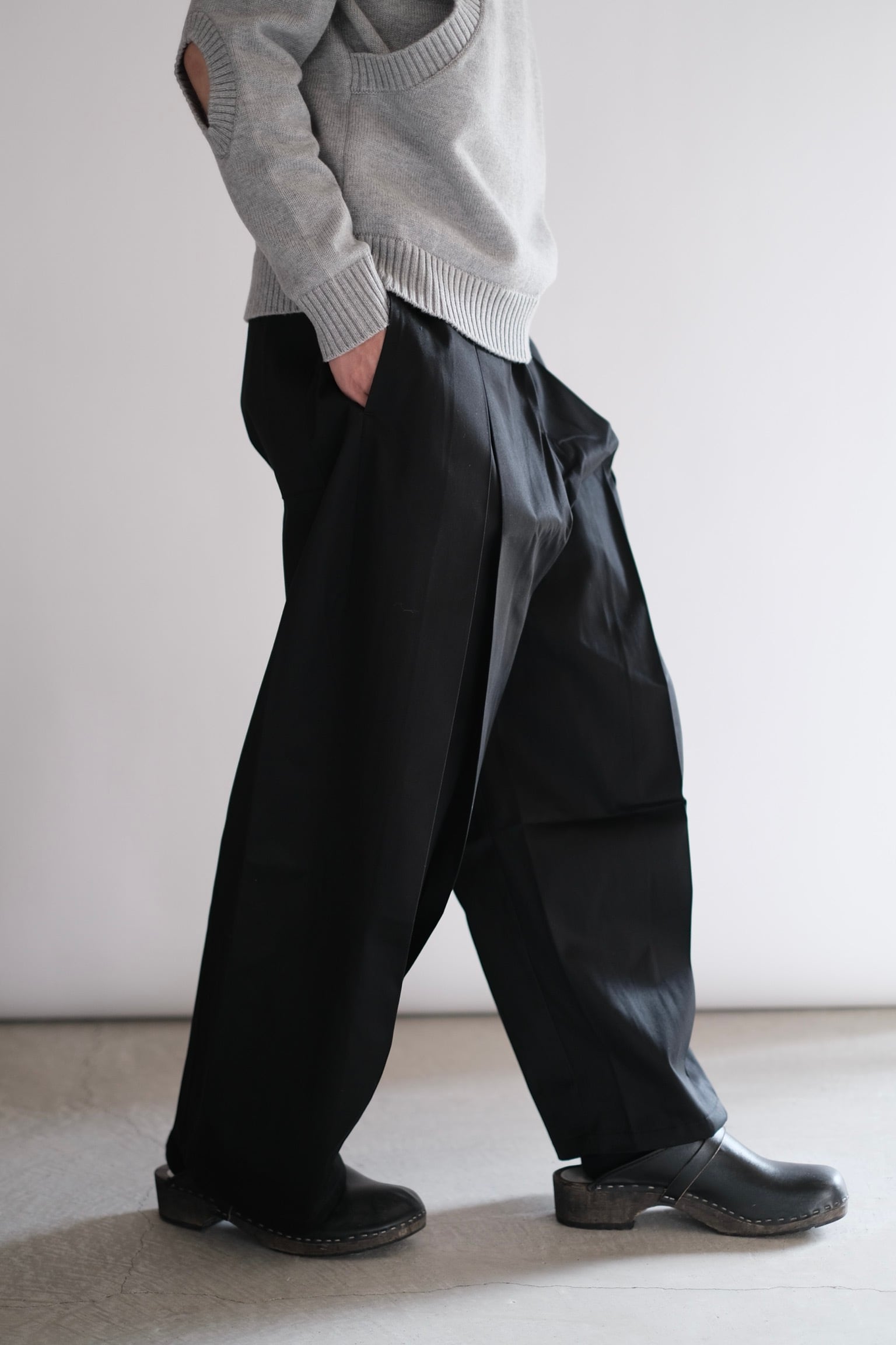 SAGE NATION】BOX PLEAT TROUSER - BLACKパラシュートパンツ