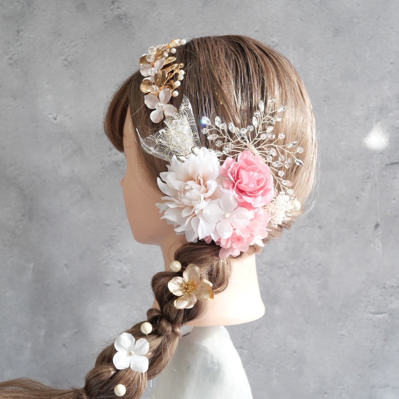 mii様order髪飾り　 〜儚いピンクのイヤリングとset♡〜 A129 ピンクカチューシャ ドライフラワー パール 髪飾り 白 ゴールド