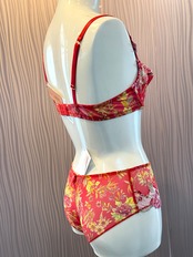 Forêt Rubis　　3/4パット無しブラジャー リズシャルメル