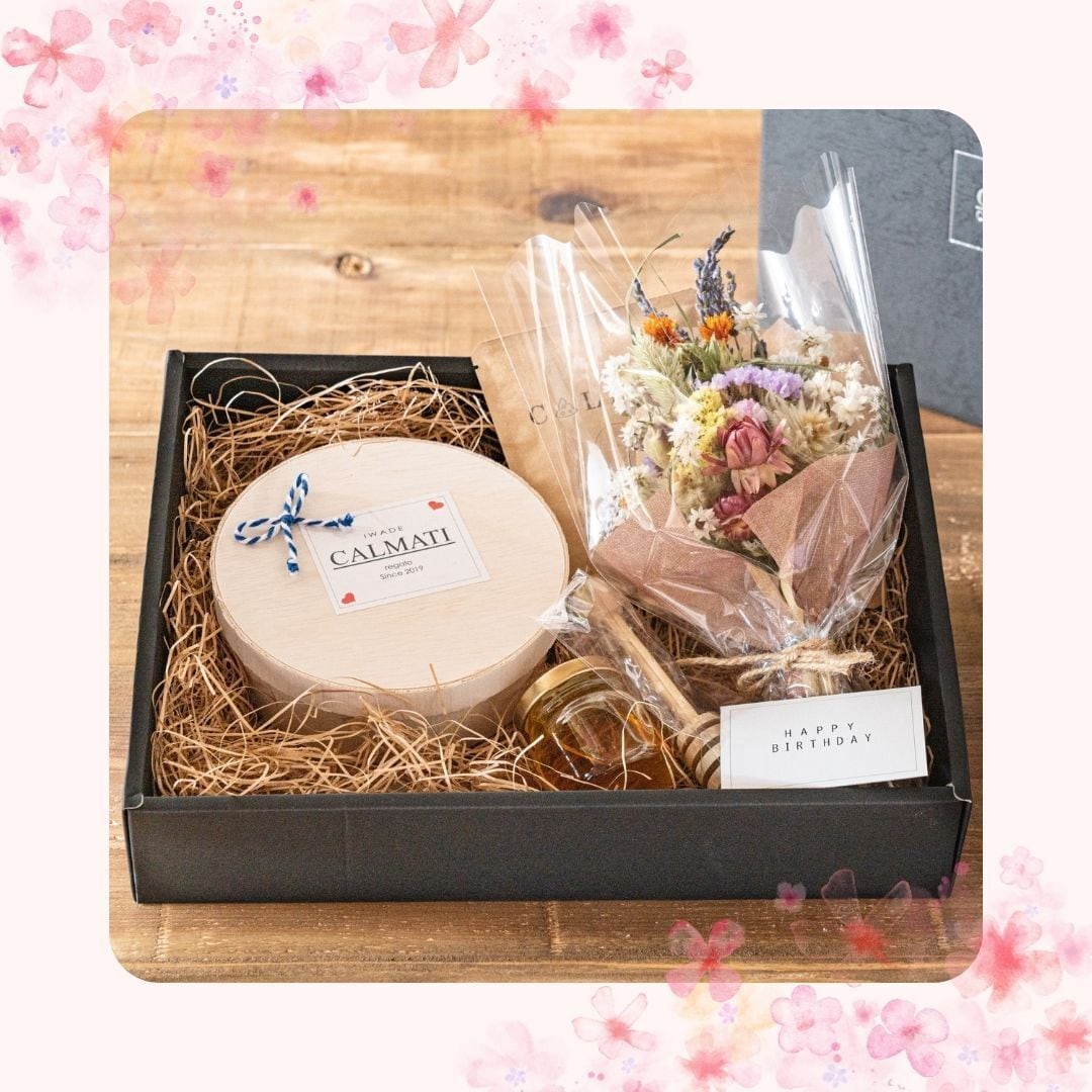 ときめきBOX】ドライフラワーブーケと濃蜜チーズケーキのセット