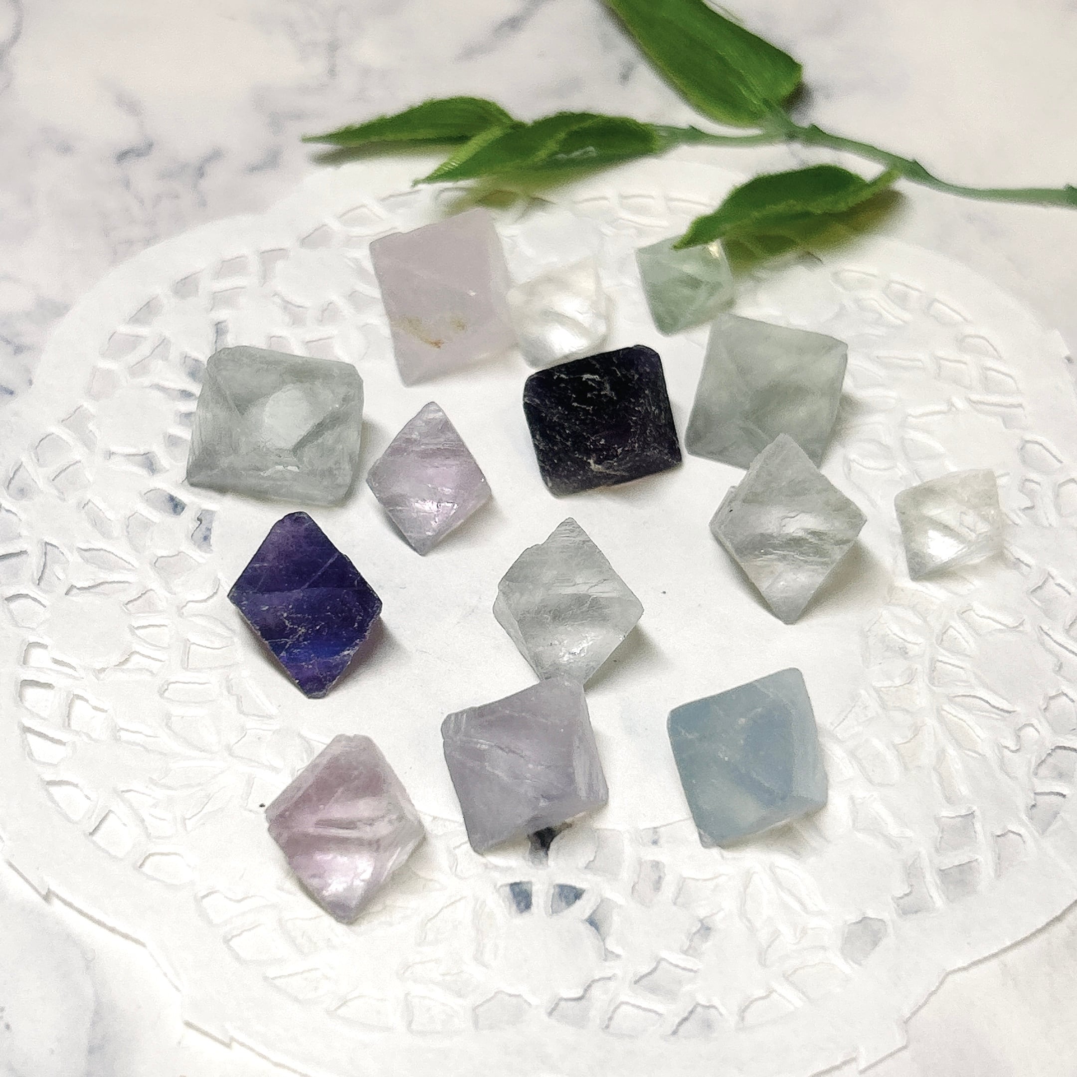 ⌂[原石]フローライト（蛍石） | クリスタル・ワールド御徒町店