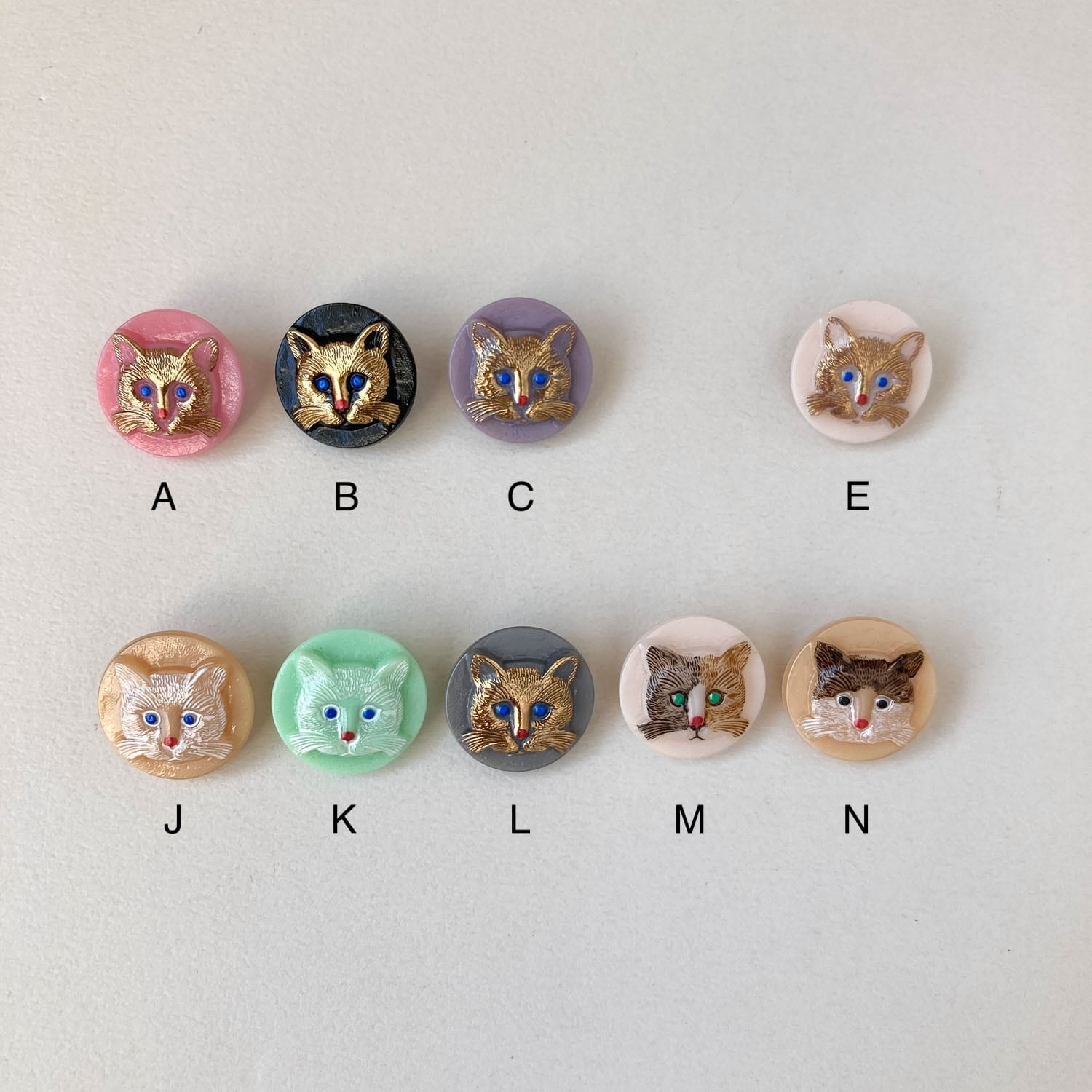 新色追加〉チェコガラスボタン-Cat（18mm） | Dua-アクセサリーパーツ