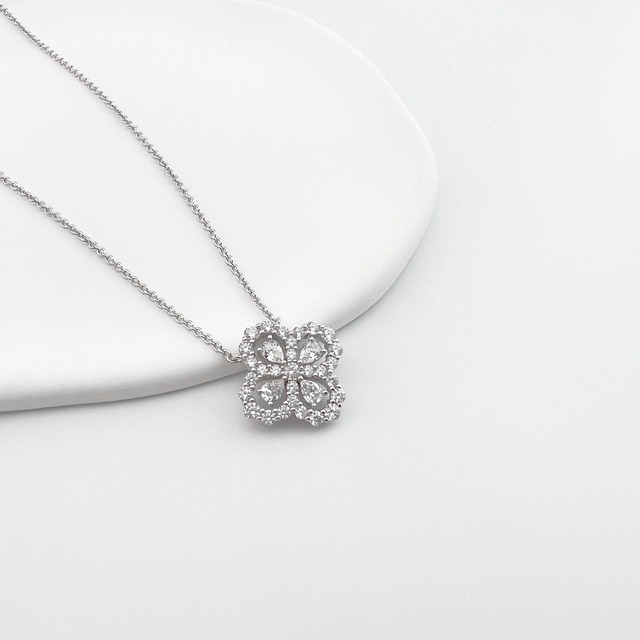 Silver925モアサナイトクロバーモチーフネックレス