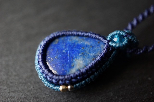 ラピスラズリのマクラメネックレス - 天体観測 -