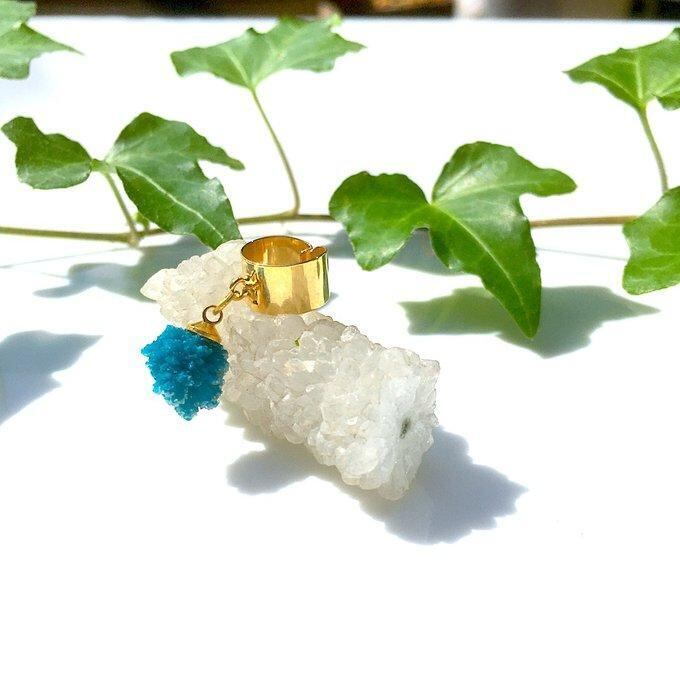 【一点物】✦⋆.青い星屑⋆.カバンサイト原石イヤーカフ⋆.·⋆.·✦