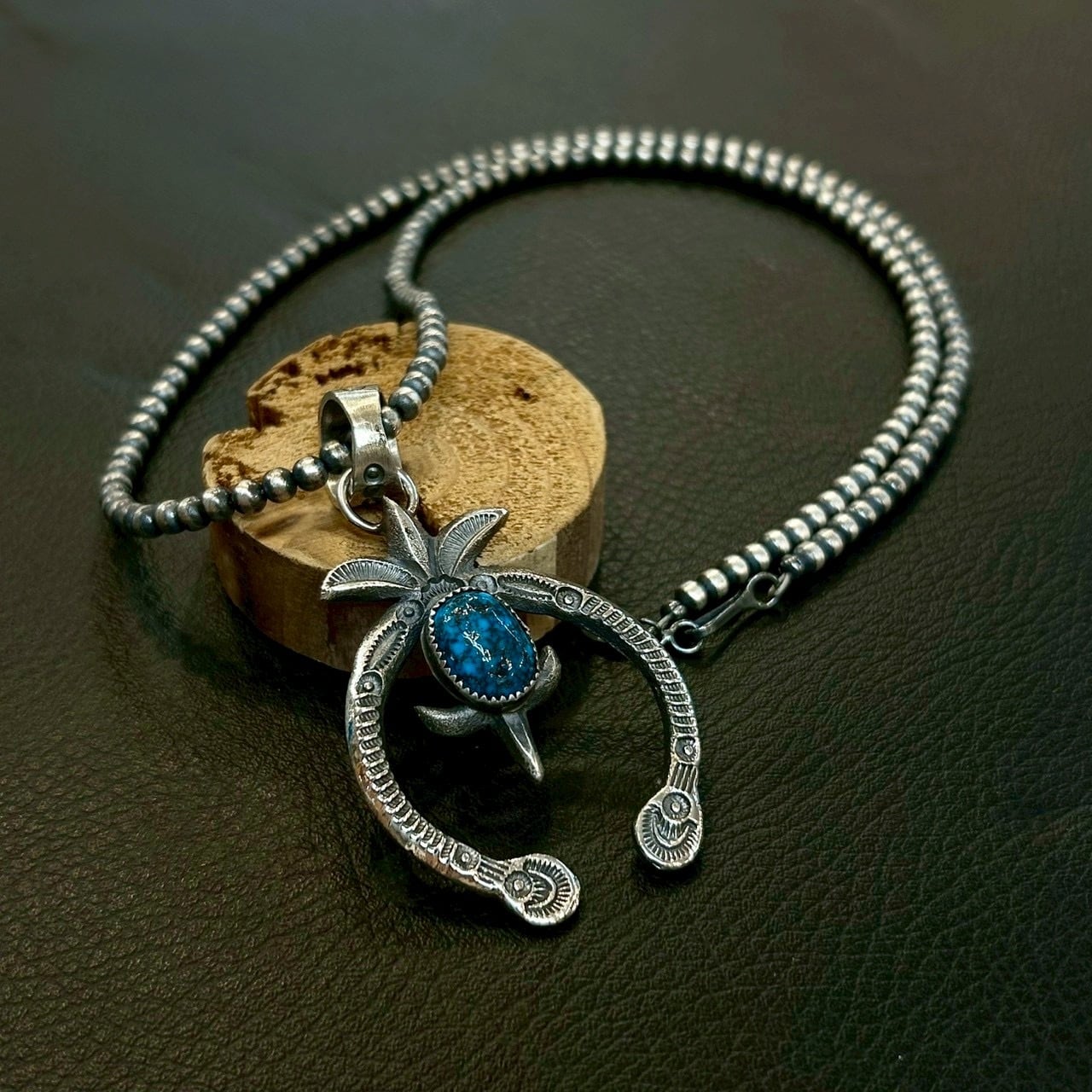 未使用 Samuel Yellowhair キングマン ナジャネックレス 未使用 Samuel Yellowhair キングマン ナジャネックレス INDIAN