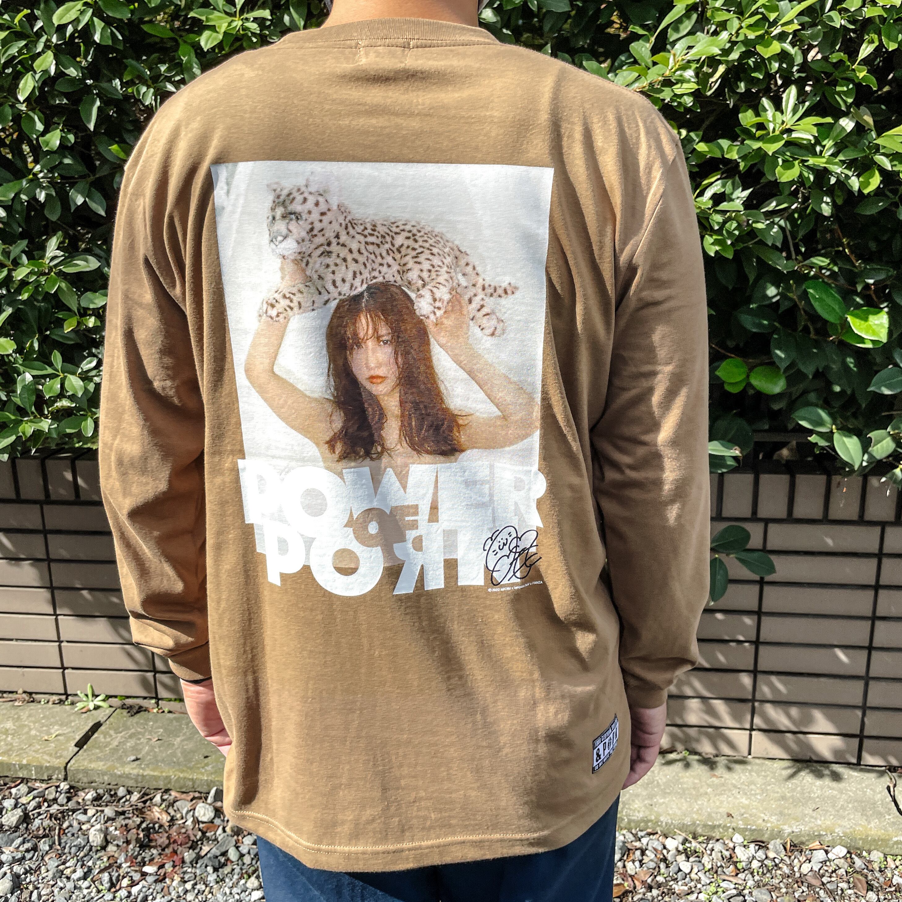 別色展開【桜空ももコラボ】Momo Sakura Long sleeve by MNKM | mnkmstore powered by BASE