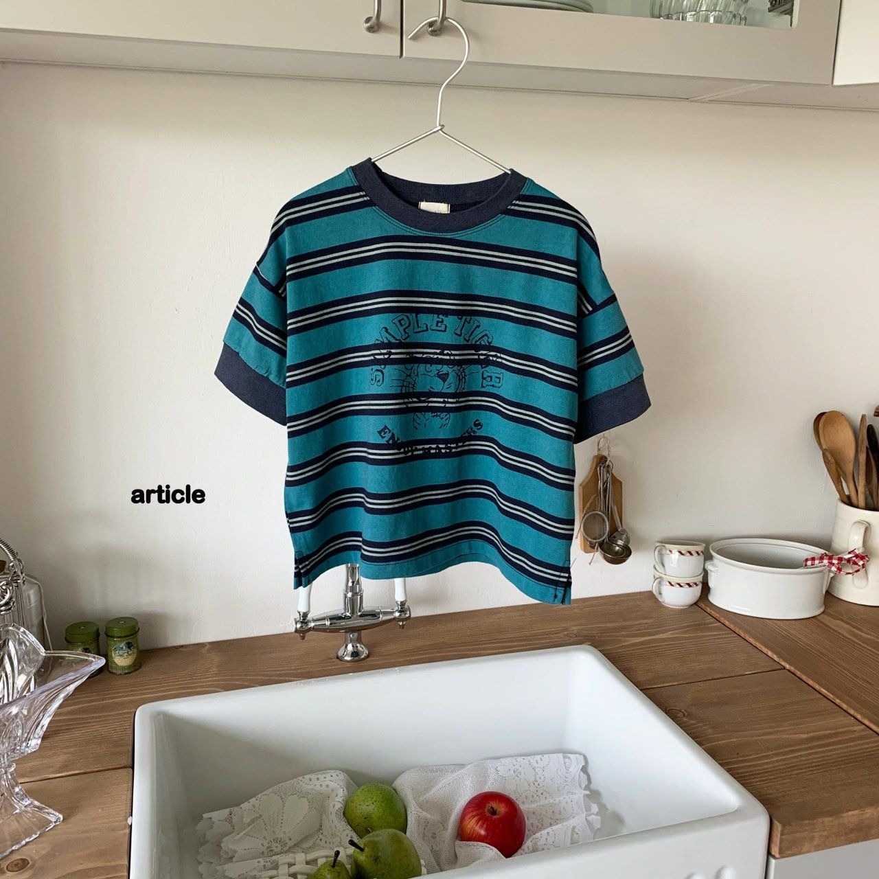 [article] Pig Tiger Striped Tee / [아티클] 피그타이거단가라티