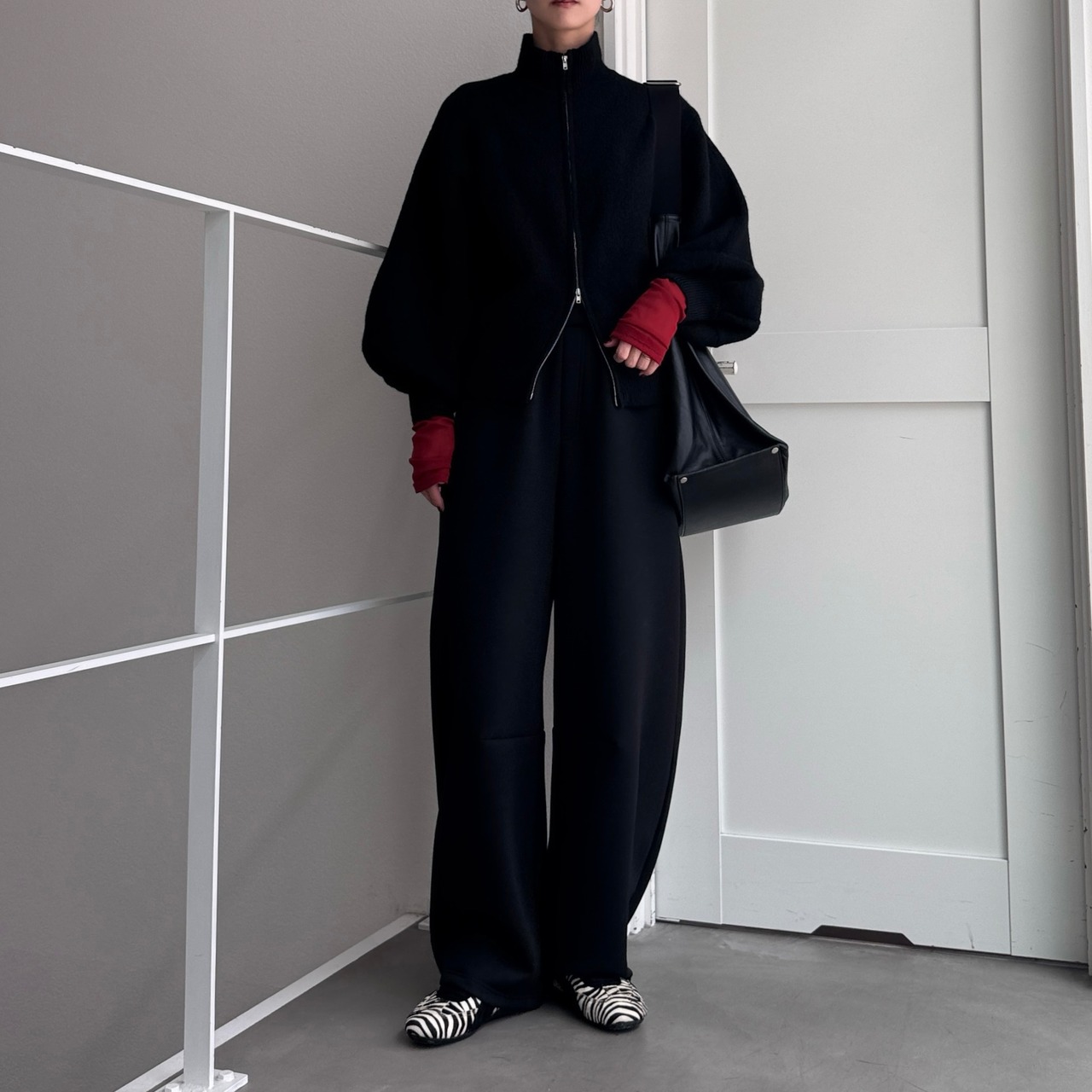 【予約：９月下旬入荷予定】Wzipドライバーズknit/ブラック