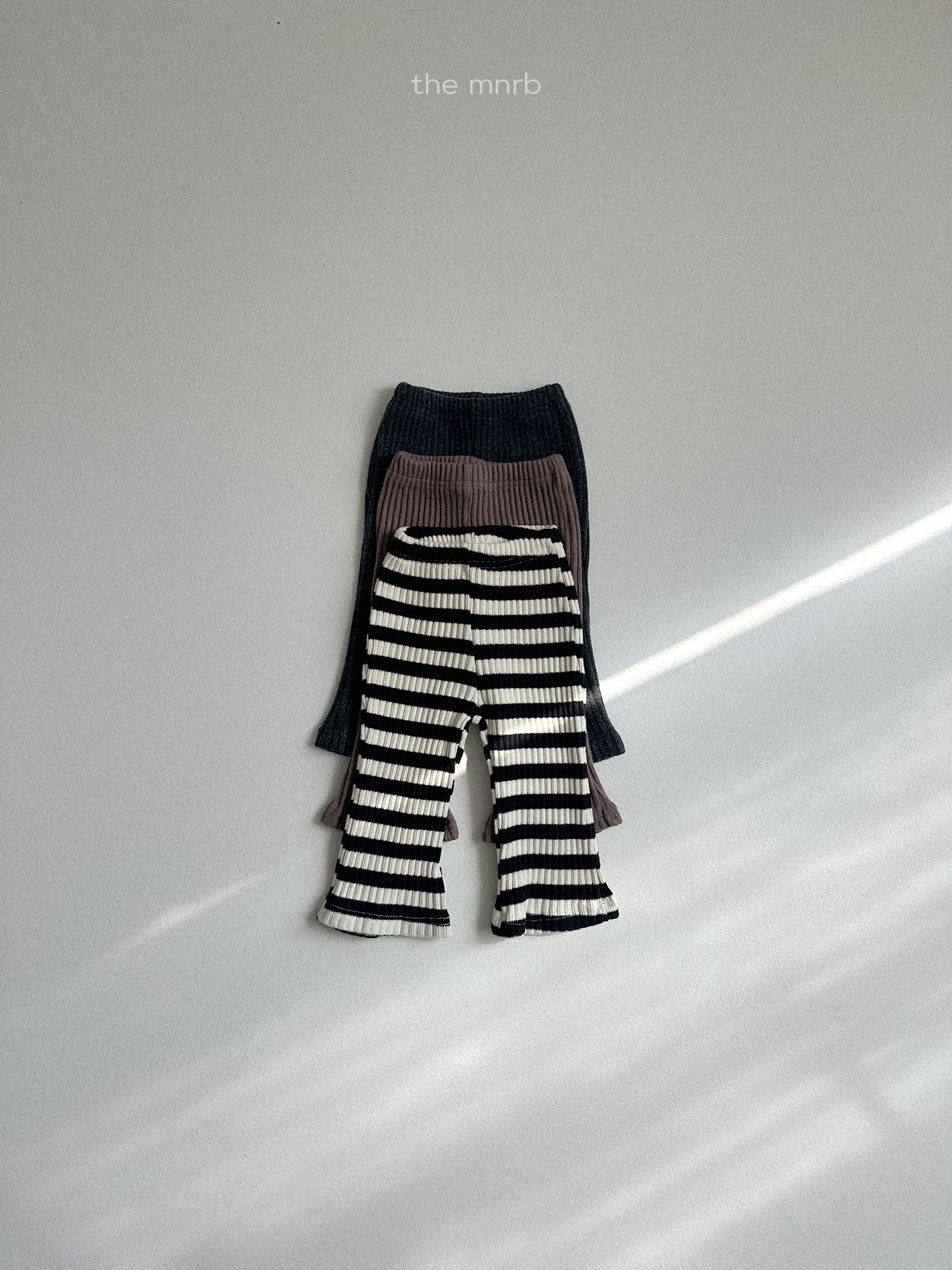 alo golji bootcut【minirobe】※12月中旬発送予定