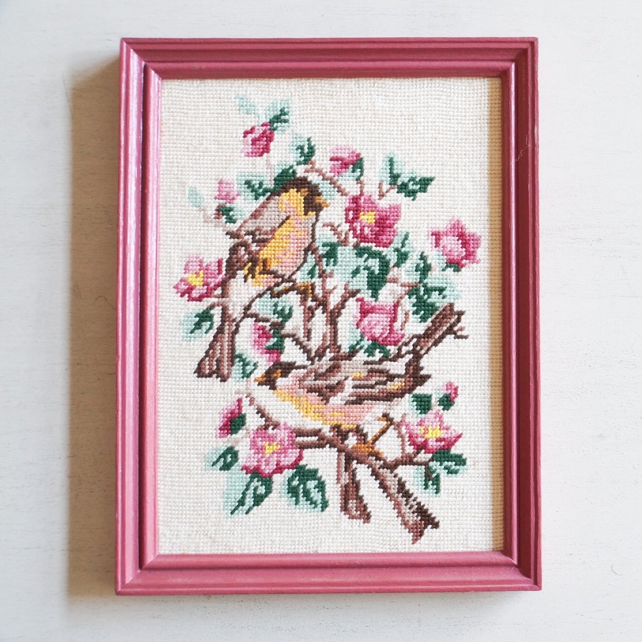 フランス　刺繍フレーム〈2羽の鳥と花〉
