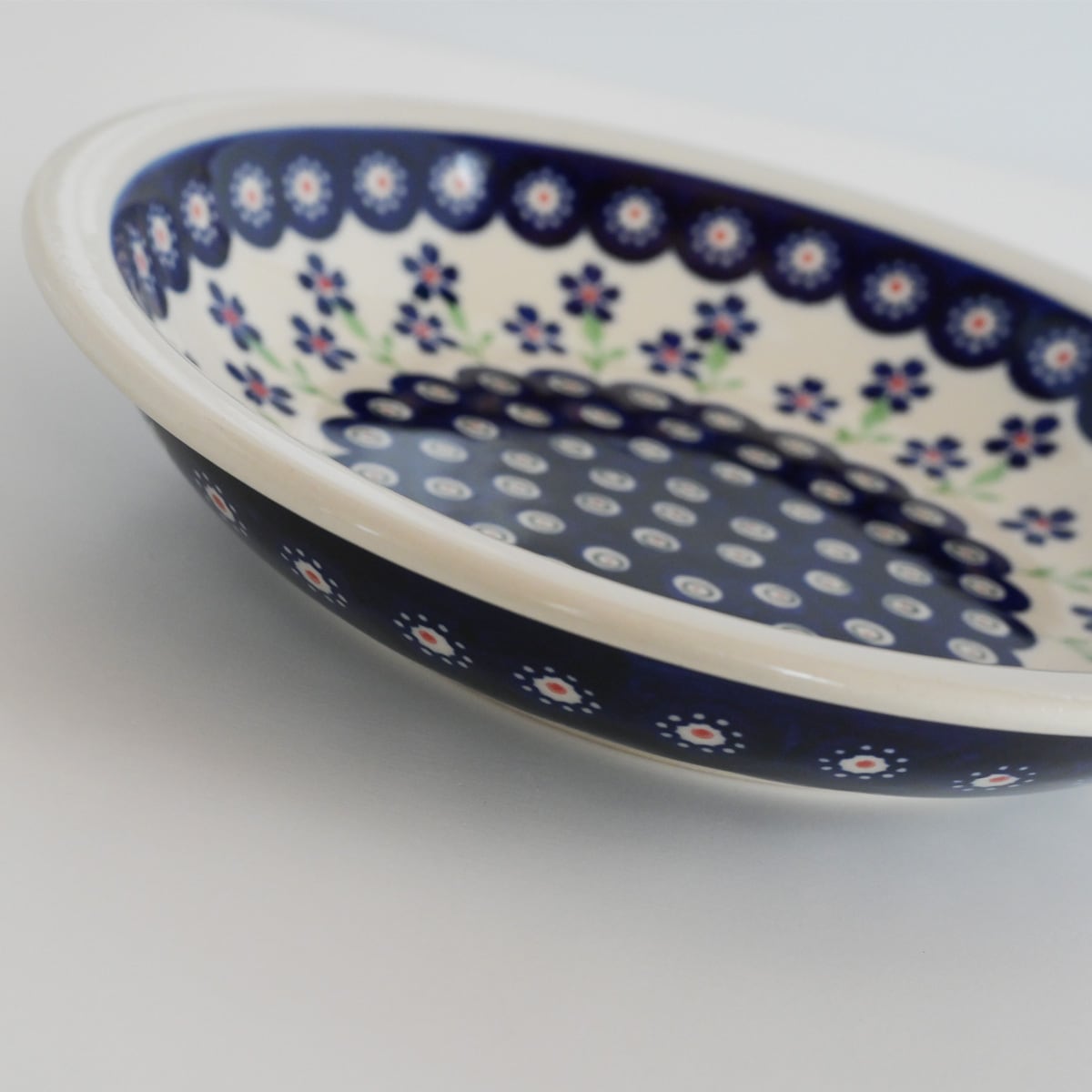ポーリッシュポタリー(ボレスワビエツ)スープ・パスタ皿22.4cm 1002-912【ピーコック青花柄】 | ブルーテラス powered by BASE