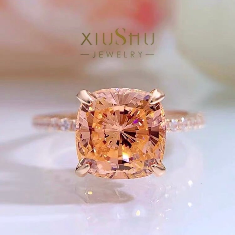 4カラット 人工モルガナイト オレンジ リング ラグジュアリー キラキラ