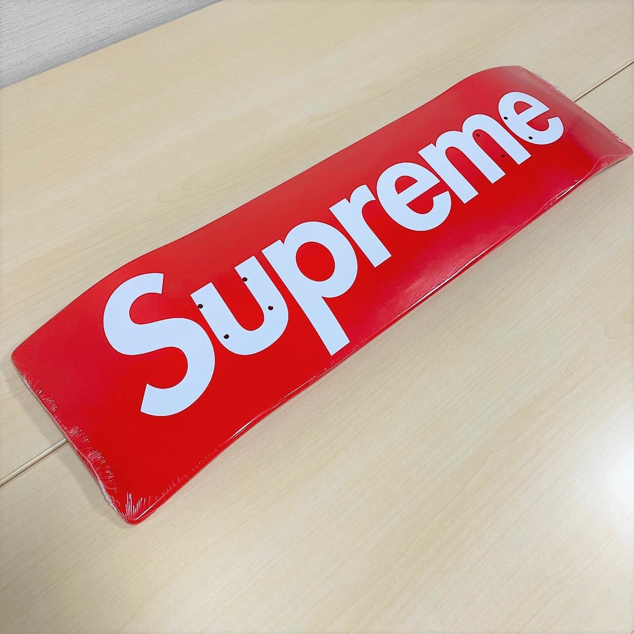 Uncut Box Logo Skateboard Supreme