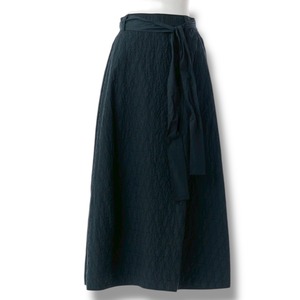QUILTED FLARED SKIRT－Black〖IKITSUKE〗キルトフレアスカート イキツケ