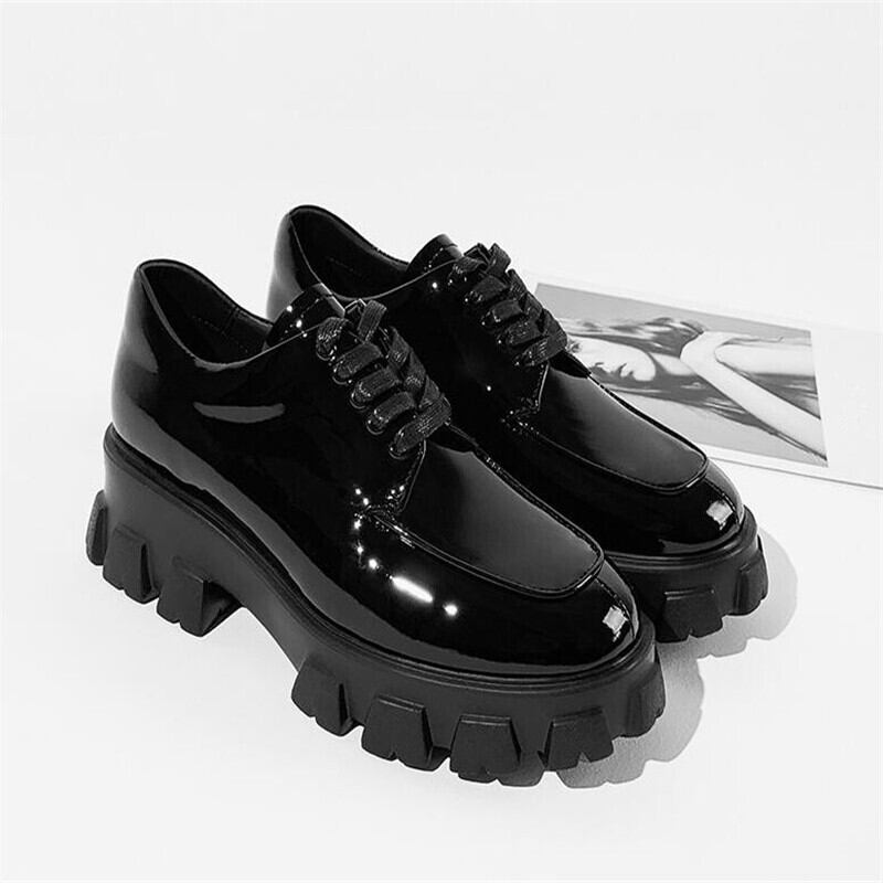 【新作】【送料無料】 ブラックパンクスタイルのレディーススニーカーは、6cmのプラットフォームシューズをひもで締めますレディーストラックシューズレディースカジュアルヒールシューズ 靴 レース レースアップ 10b323861241088