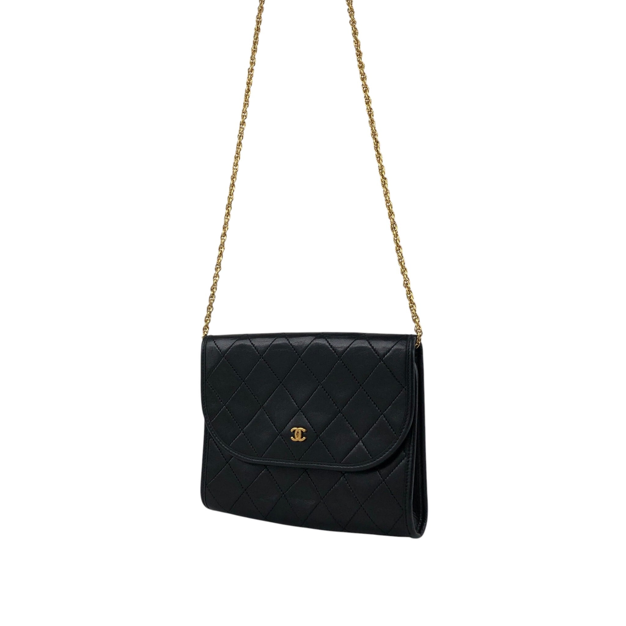 CHANEL シャネル ショルダーバッグ ブラック マトラッセ ココマーク