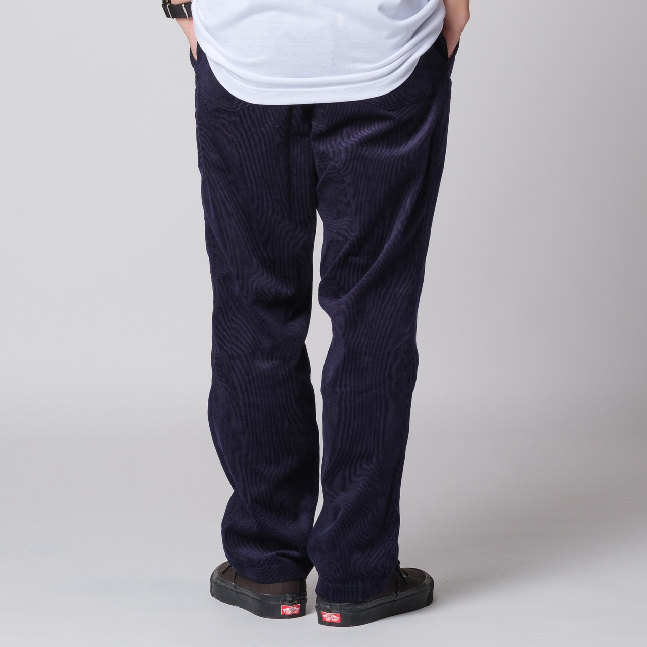 【DARGO】 Tapered Easy Pants（CORDUROY NAVY）