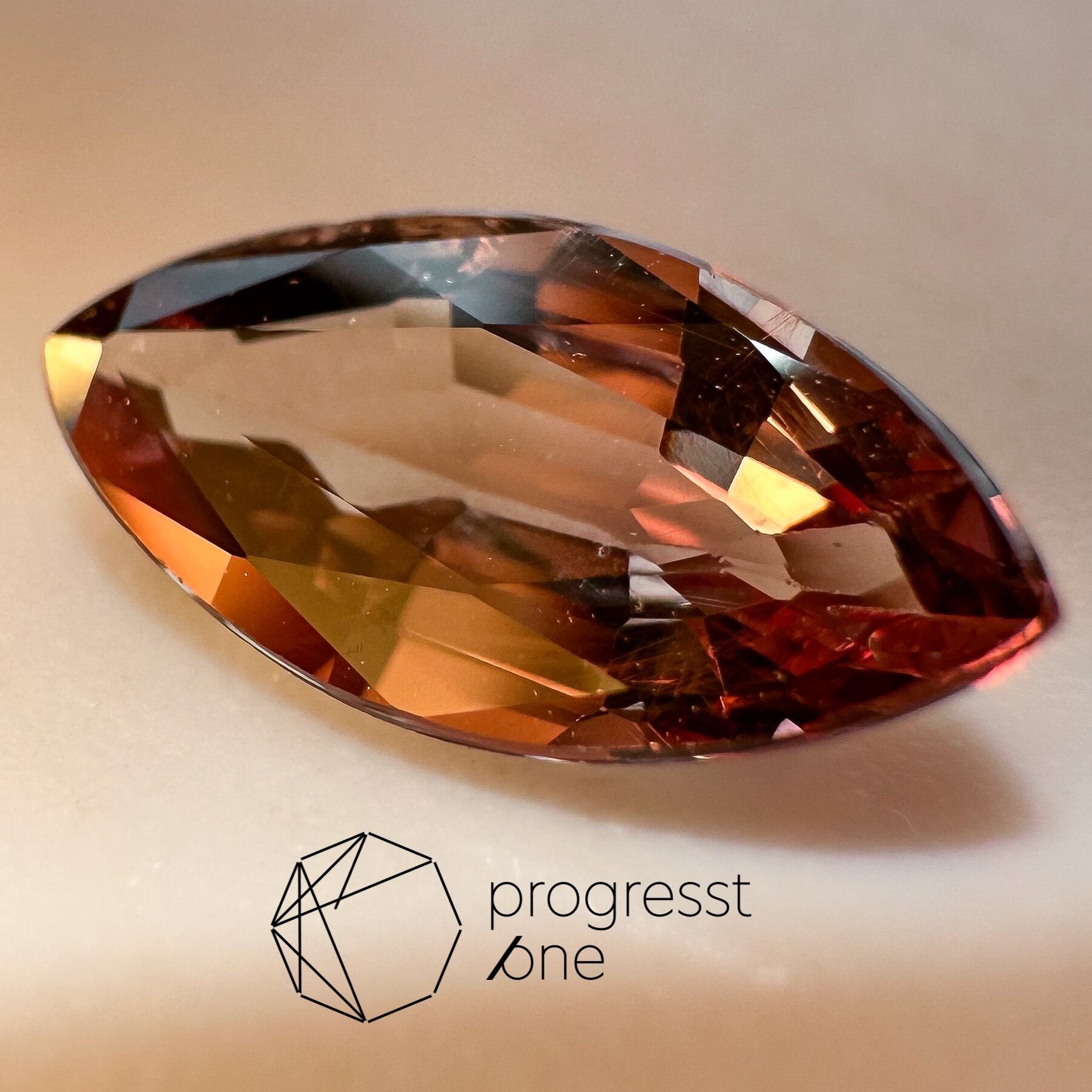 カラーチェンジガーネット1.50ct | progresstone