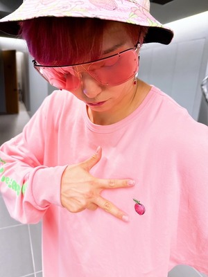 LONG SLEEVE TEE "PEACH"