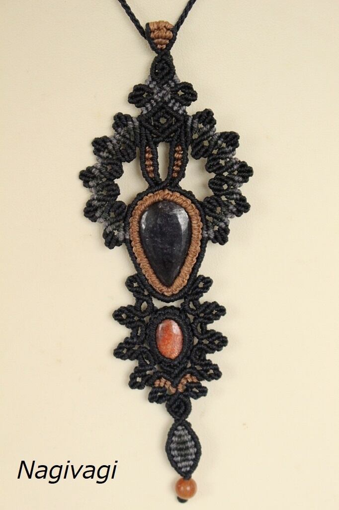 Iolite Sunstone macrame pendant