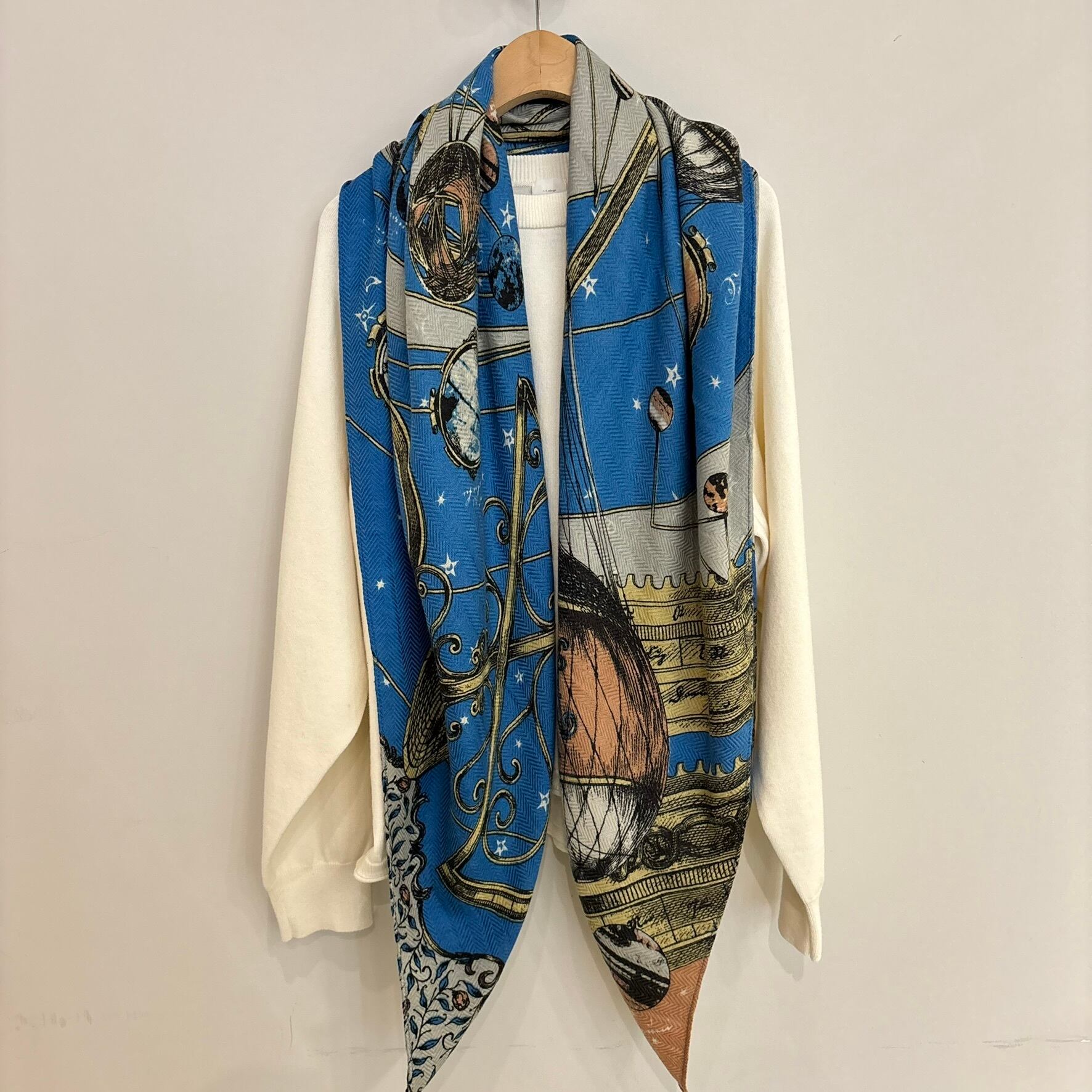 manipuri:14 ウール/シルク ストール ( バルーン) ヘリンボーン織 120cm × 120cm