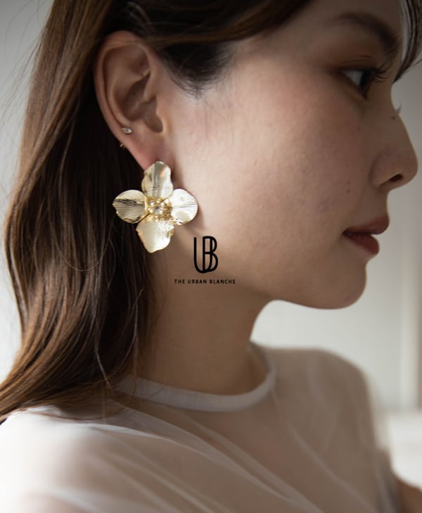 ゴールド フラワーピアス 商品番号: AC0096 東京(表参道)名古屋(覚王山)大阪(南船場)福岡(博多)