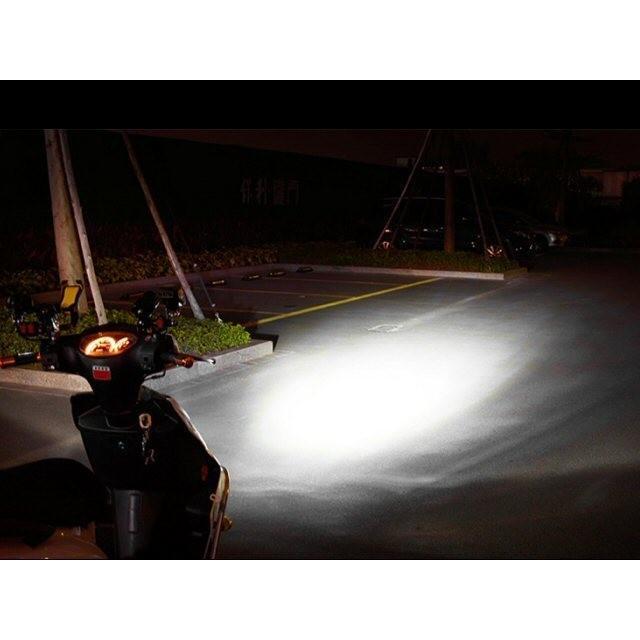 12v 原付 小型 バイク 用 直流 交流 AC DC 兼用 LED PH7 P15D ヘッド