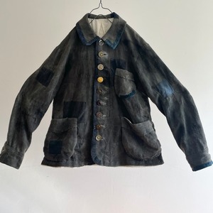 End of the 19th Century Antique Hand Woven French Rustic India Ink Dyed Linen Made “Travile de Patch” Work Jacket