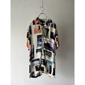 photo print open collar shirt