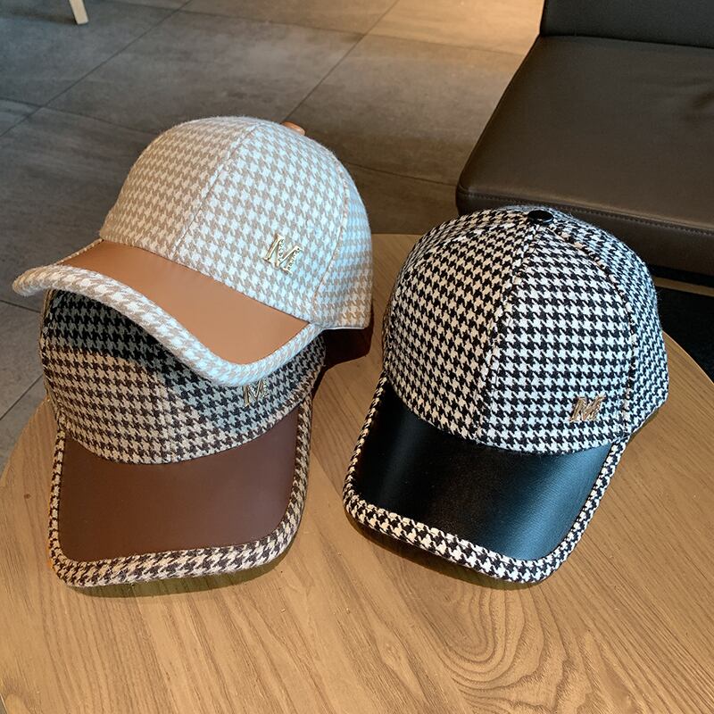 ブラック格子柄キャップ オータムウィンター 秋物 冬物 ブラック・アイド・ピーズ87558781506