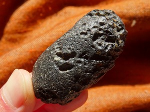 テクタイト ~雷公墨~