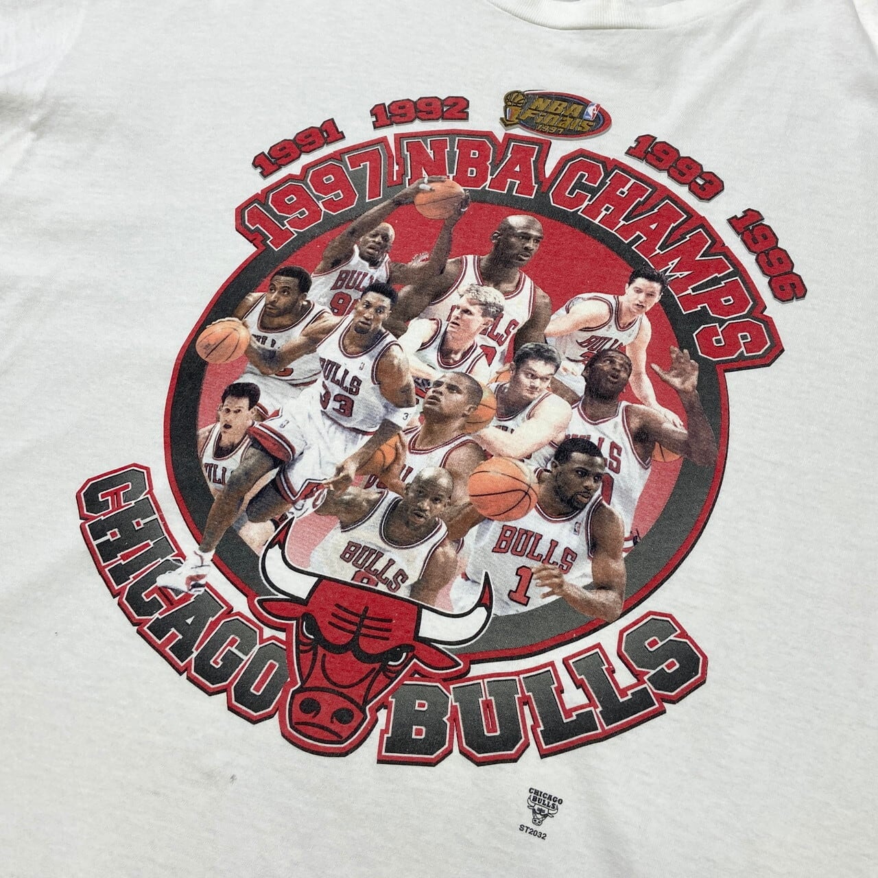 90年代 USA製 1997 NBA CHAMPS シカゴブルズ チームロゴプリントT