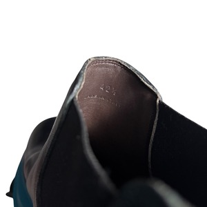 BOTTEGA VENETA leather tire chelsea boots
