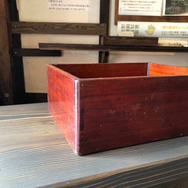 古い木箱 漆塗りの木箱(アンティーク) | 古材とアンティーク雑貨 はくたけ