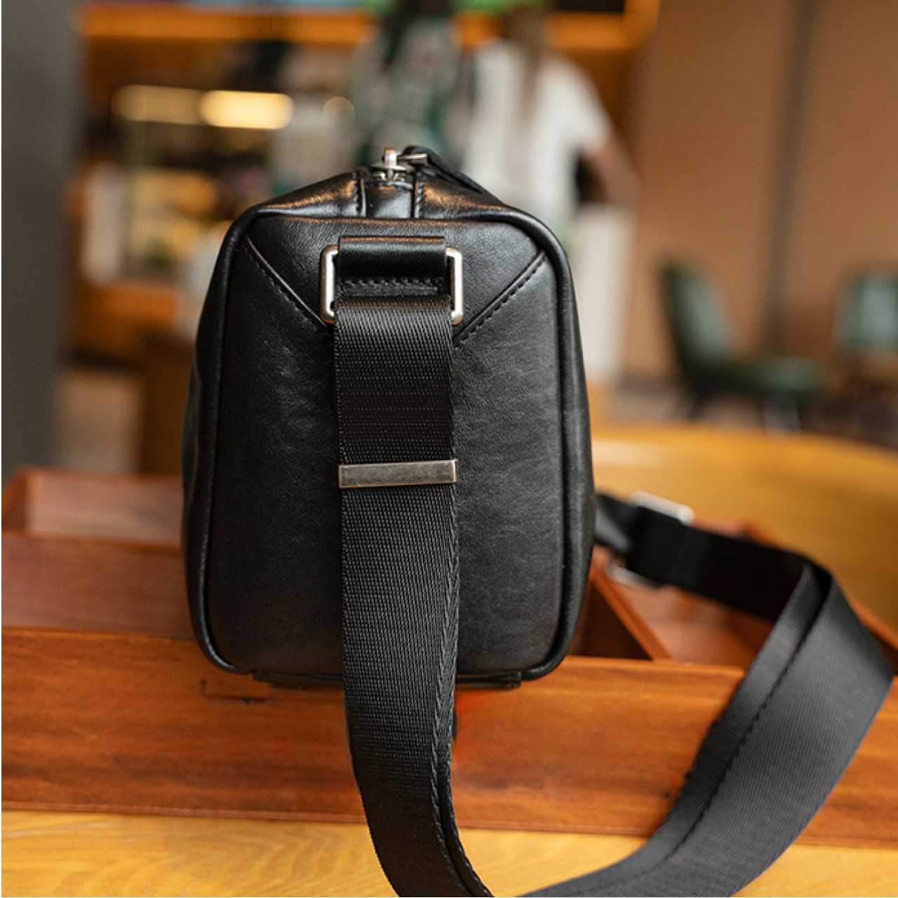 ボディーバック本革 BASIC AGAIN 802 ショルダーバッグ メンズ 本革 牛革 ボックス型