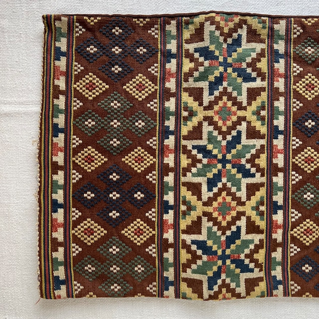 Handwoven Fabric / Röllakan × Halvkrabba