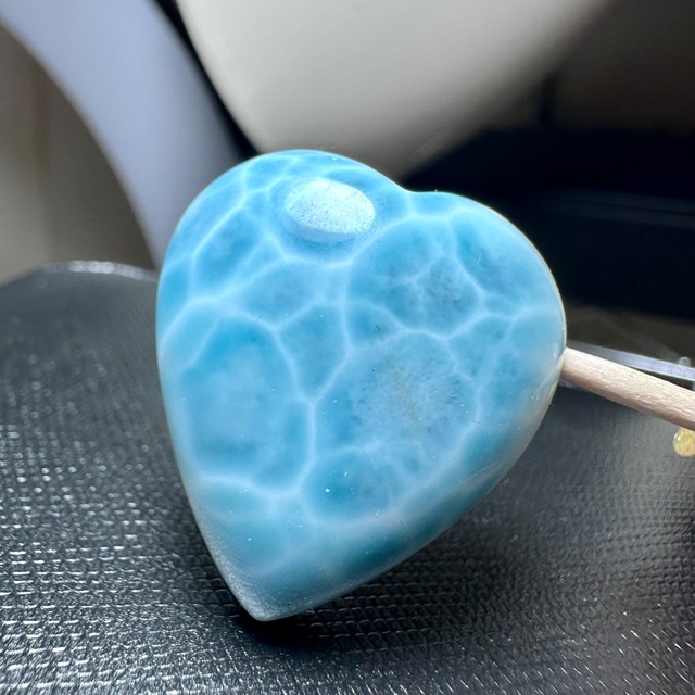 no.A24 ラリマー 貫通穴