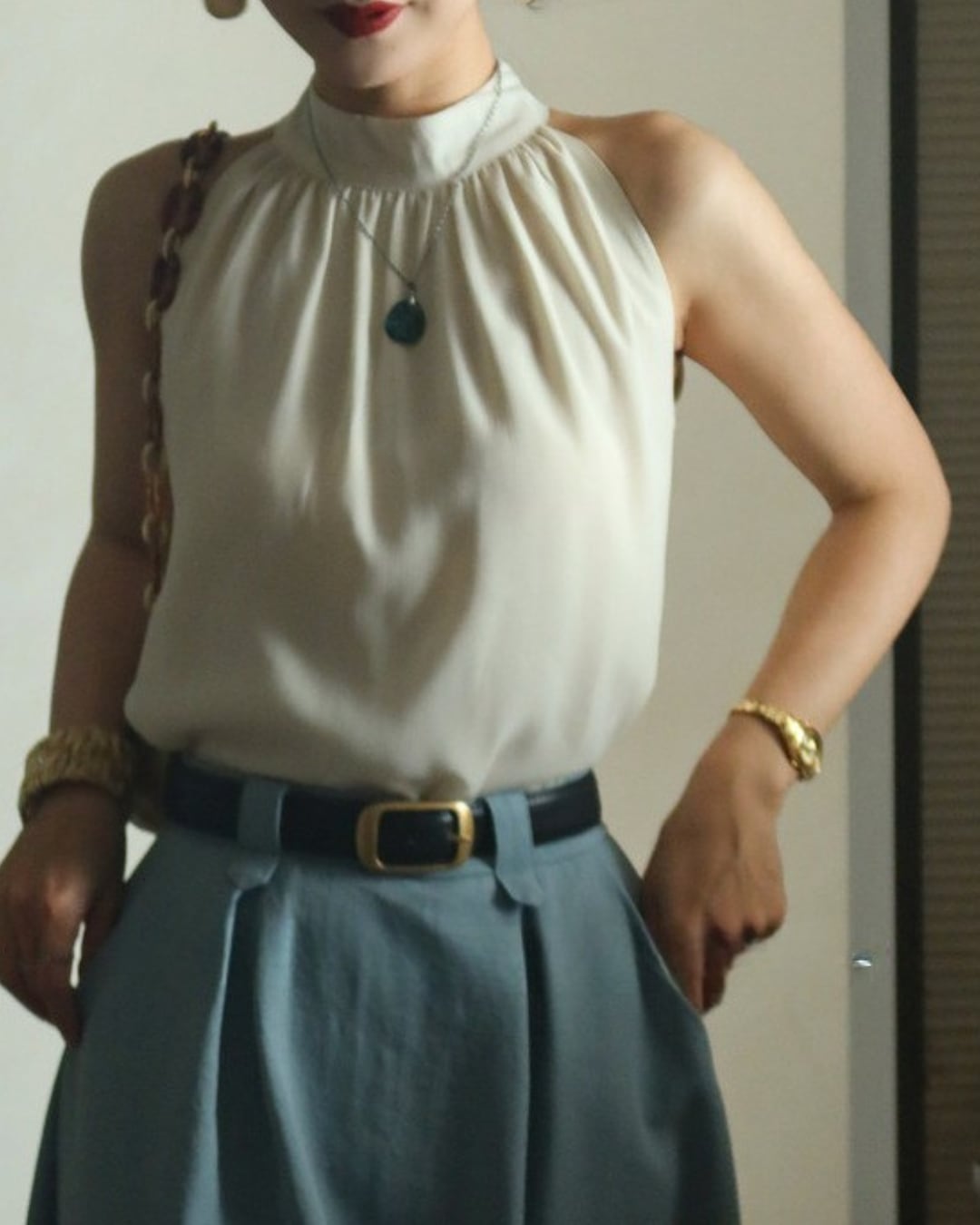 ハイネックノースリーブシフォンブラウス S25243