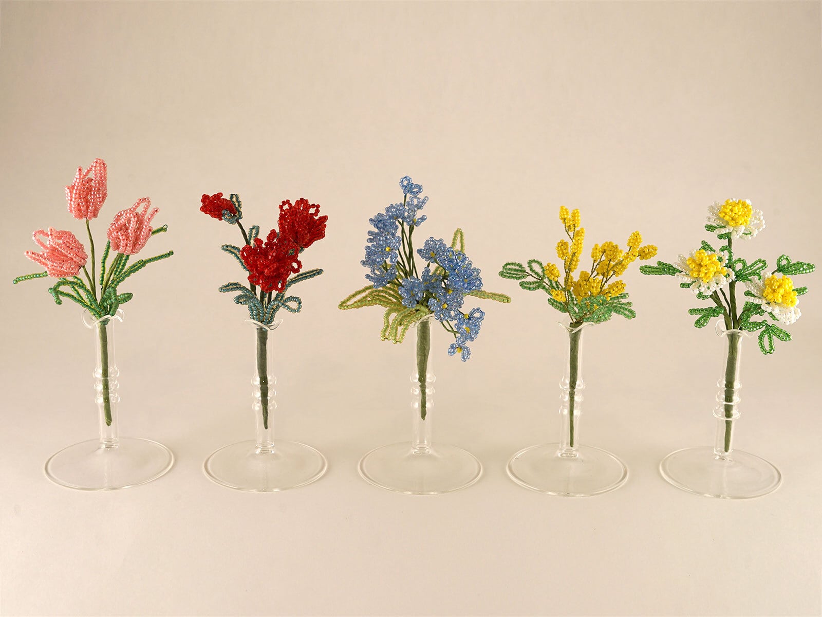 素敵なビーズフラワー: 誰にでも作れるプロセスつき |本 | 通販 |