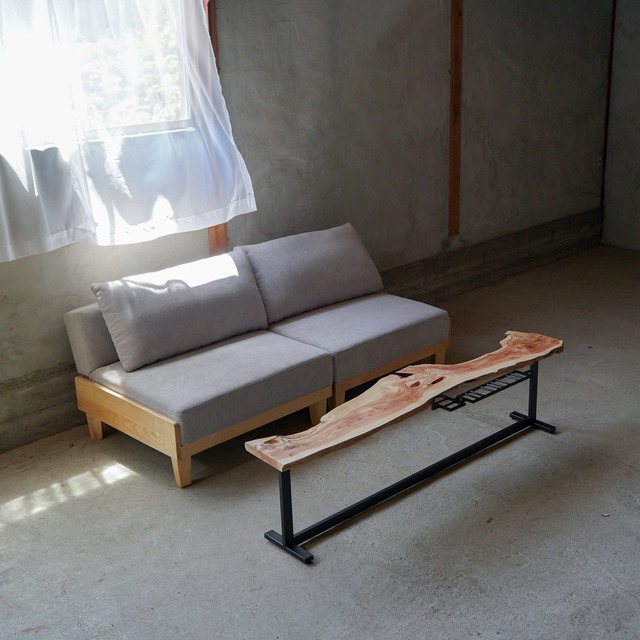 伊吹の一枚板 ローテーブル